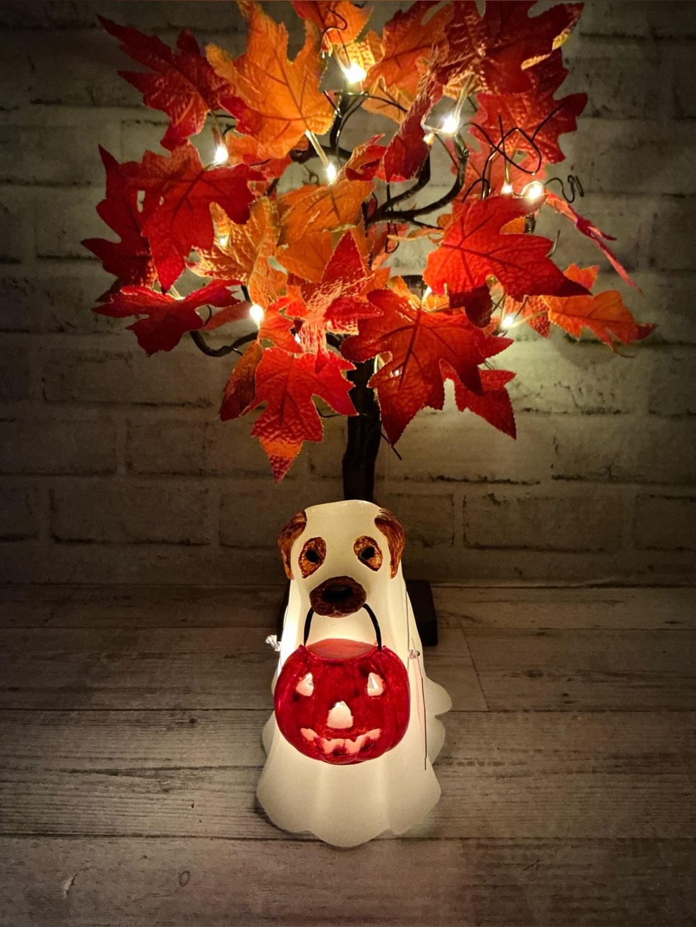 BELLA LUX HALLOWEEN 15.9oz led dog ghost wax figural candle with pumpkin bucket